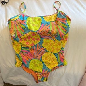 Women’s medium chubbies swimsuit